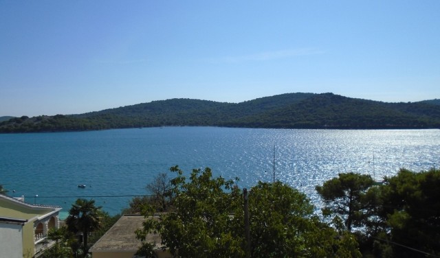 Apartment Near the Beach in Tisno (2+2) TP65B
