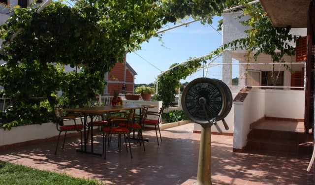 2Bedroom Apartment in Tisno (4+0)  TP71A