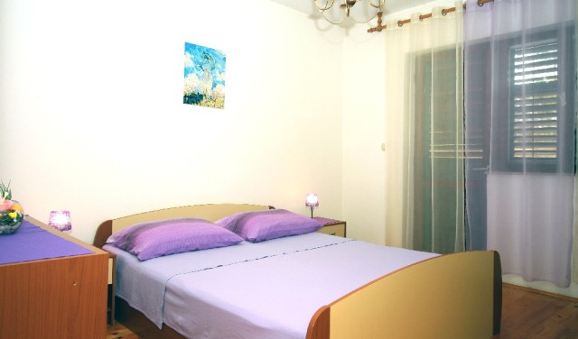 2 Bedroom Apartment in Tisno Near the Festival Site (4+0) TP49A