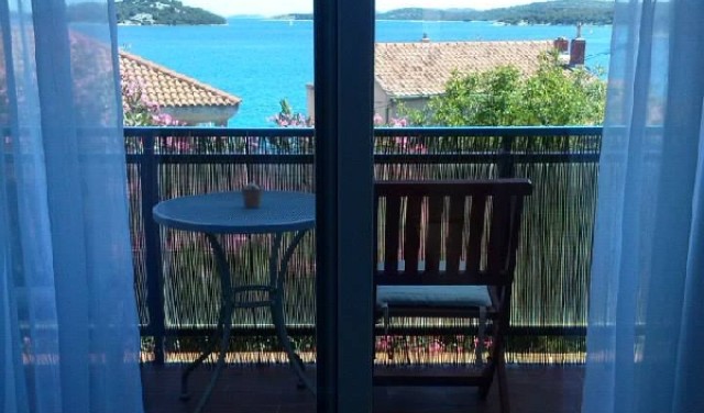 1Bedroom Apartment in Tisno Near the Festival Site (2+1) TP120A