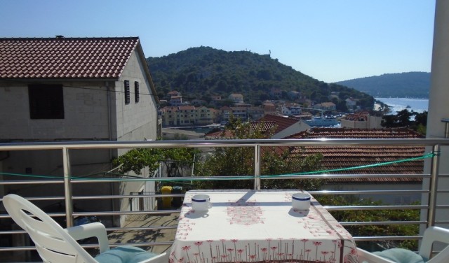 Apartment with Seaview in Tisno (3+0) TP27B