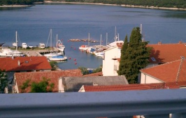 Tisno House TP82