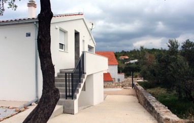 House in Tisno Near the Festival TP190