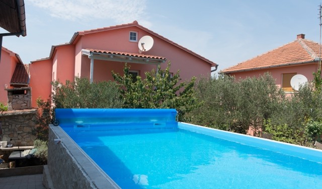 Apartment Near the Festival Site in Tisno with Outdoor Pool TP1C