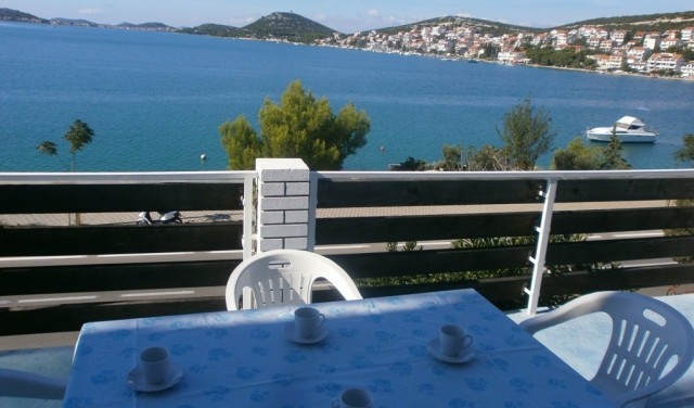 Seaview Apartment in Tisno (4+2) TP86A