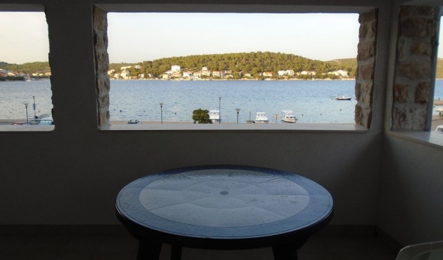 Holiday House in Tisno (6+1)  TP39A