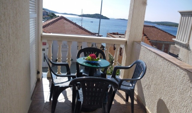 Seaview Apartment in Tisno (2+1) TP56A
