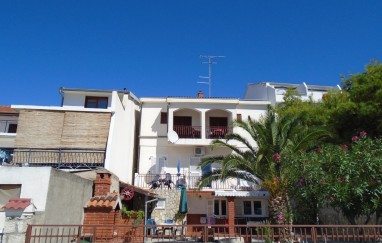 Seafront House in Tisno TP92