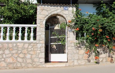 House by the Sea in Tisno TP153